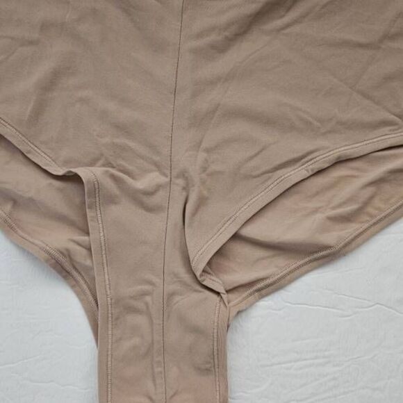 SKIMS BOY CUT PANTY NWT - Picture 3 of 7